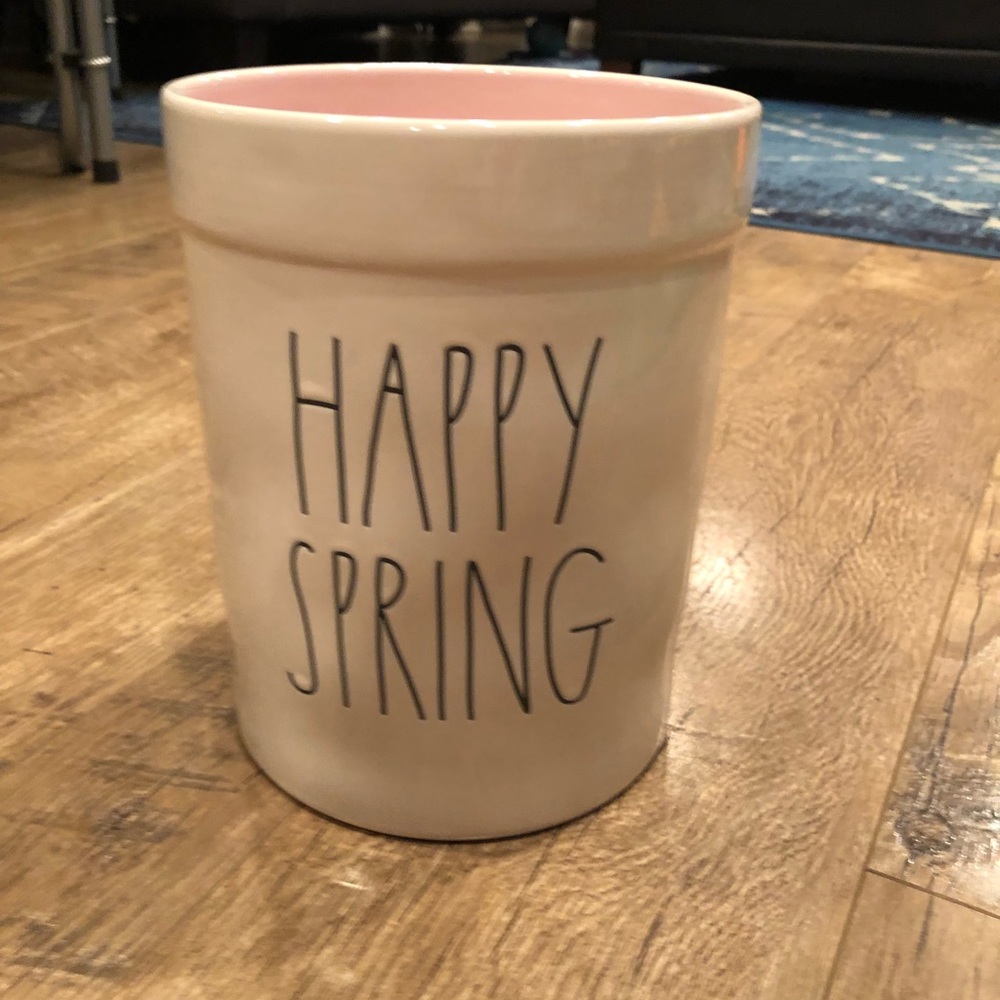Rae Dunn happy spring XL crock NWT